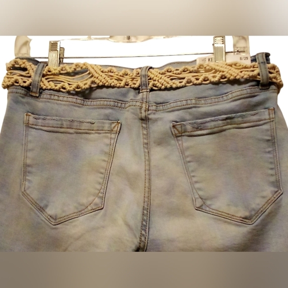 Kenzie Jeans - Lite Wash Skinny,Cropped,Slightly Distressed Jeans W/Braided Belt - Picture 12 of 16
